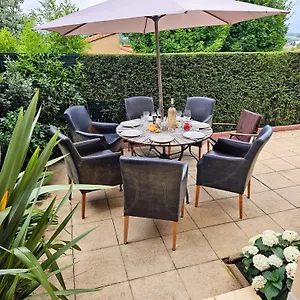 https://apt-terrasse-de-malissol.hotels-rhonealpes.com